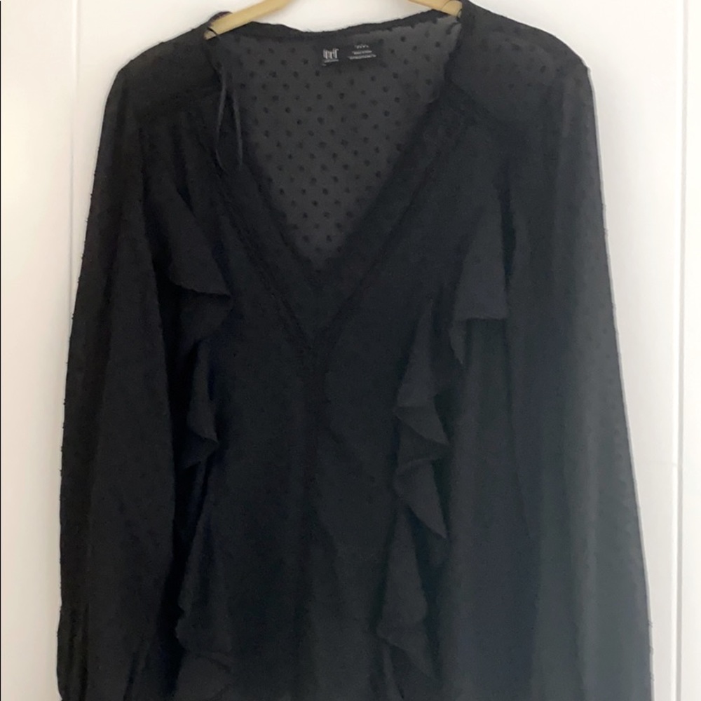 Elegant black shirt